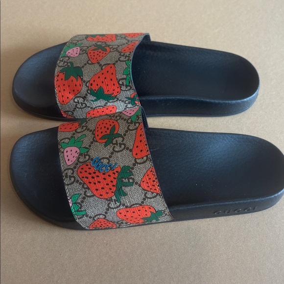 Gucci Shoes - Authentic Gucci GG Strawberry Print Slides